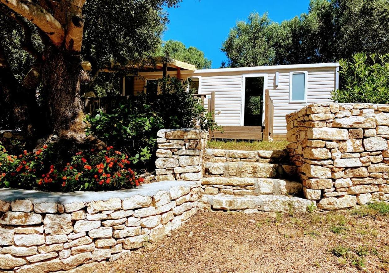 Camping Campo Di Liccia 보니파시오 외부 사진