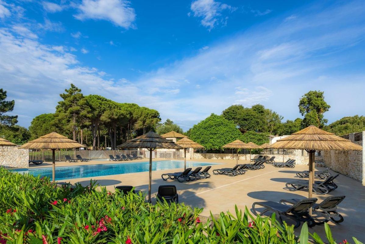 Camping Campo Di Liccia 보니파시오 외부 사진